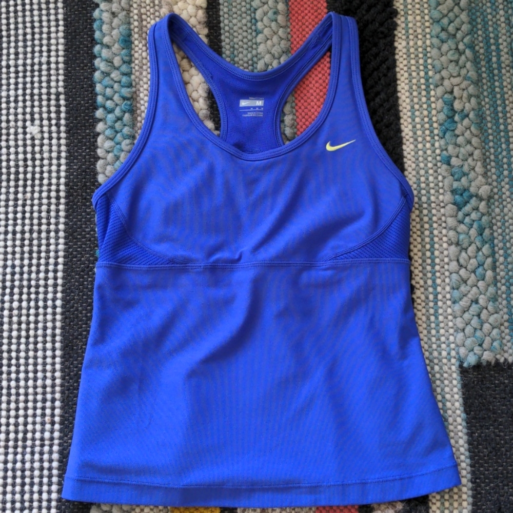 NIKE FIT DRY Women Sports Top Size M